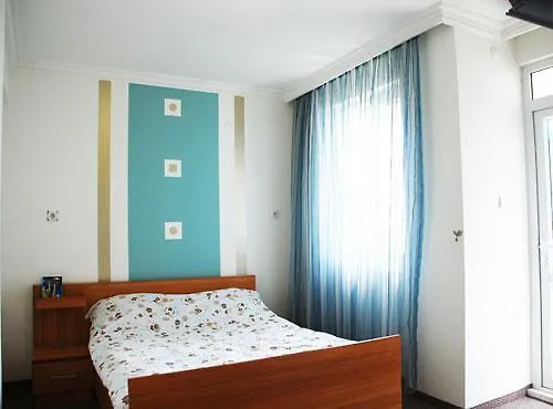 Send Apart Otel Antália Turquia